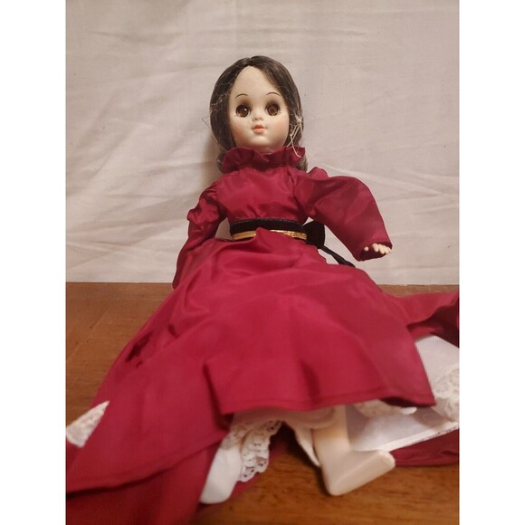 Tiara Dolls by Playmates Miss Juliet 712140 Jointed 12 In Pretty 1981 Vintage - Picture 1 of 6